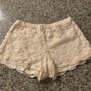 Cream lace shorts